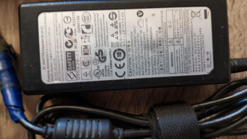 Ноутбук Samsung R538 під відновлення або на запчастини. 
+ В подарунок