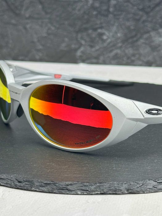 Сонцезахисні окуляри Oakley Eye Jacket Redux OO9438 срібні овальні з лінзою Prizm Ruby, дзеркальні, чоловічі, оригінал