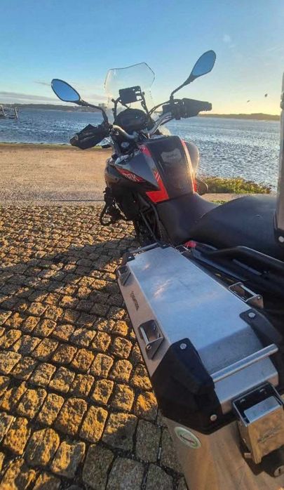 Mota trk500 bom estado