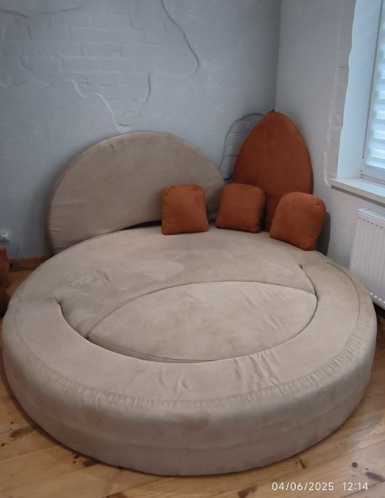 Безкаркасний диван (трансформер)