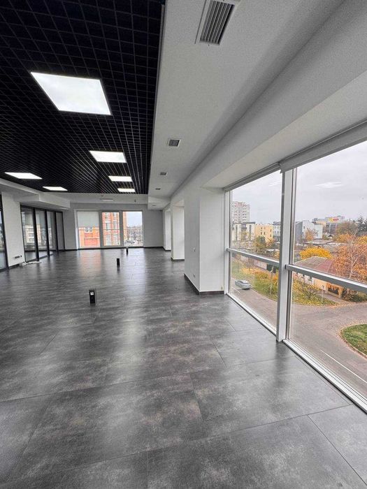 Сучасний стильний офіс