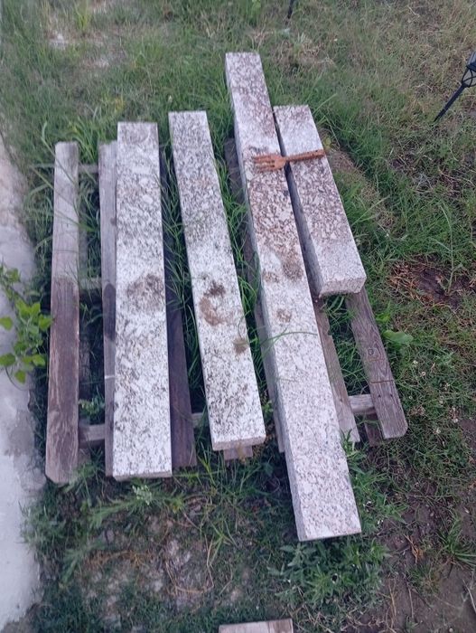 Guias de pedra em bom estado