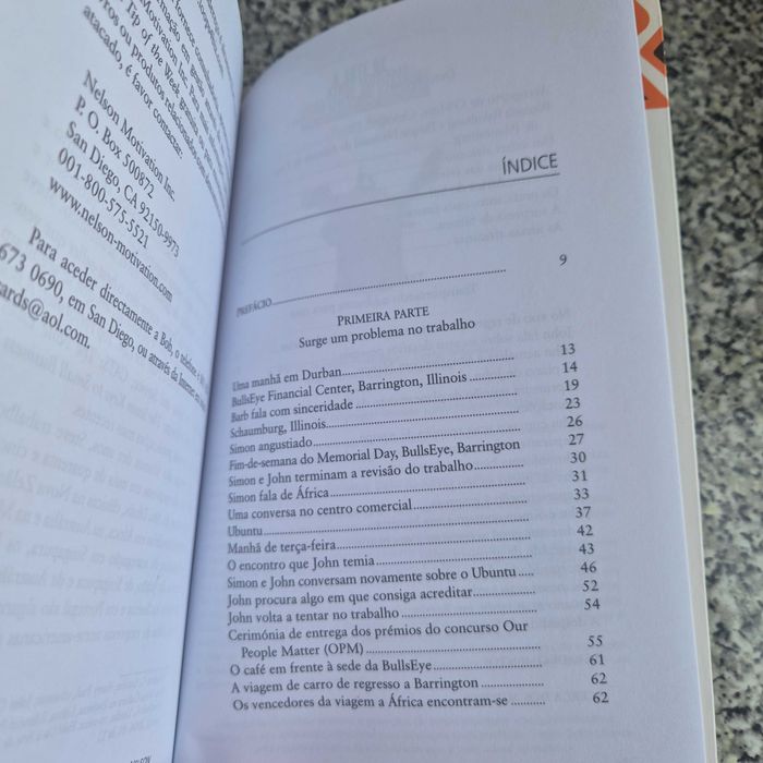 Livro totalmente novo" Ubuntu! " de Stephen C. Lundin e Bob Nelson