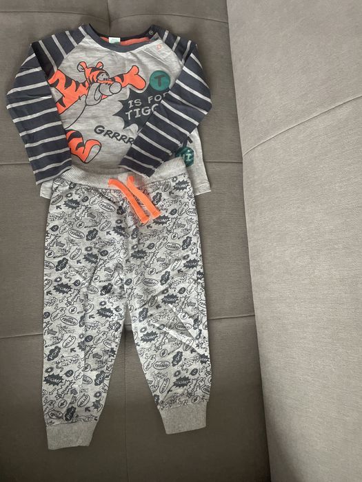 Dresy i bluza chlopieca Disney baby