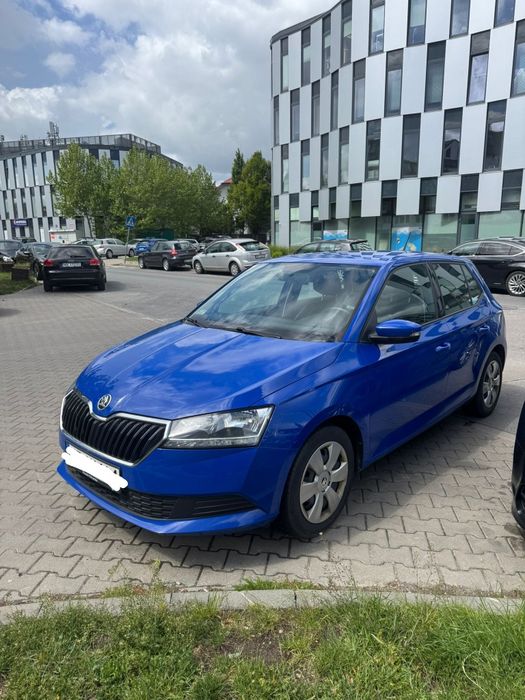 Wynajem samochodu  Warszawa Skoda Fabia III 2020 Rok Czyne 24/7
