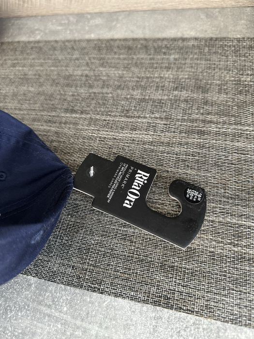 Damska nowa czapka z daszkiem