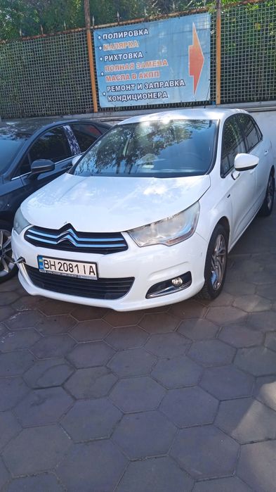 Продам Citroen C4 2012