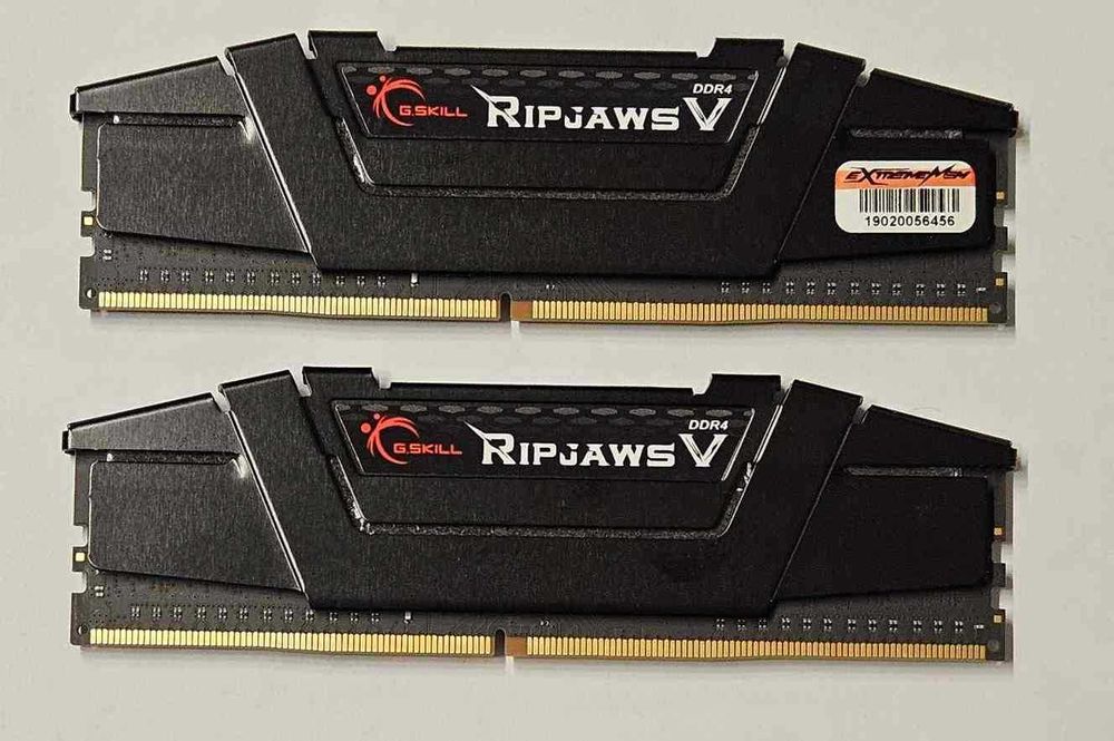 G.Skill Ripjaws V 16 GB DDR4-3600 C16D-16GVKC zestaw 01