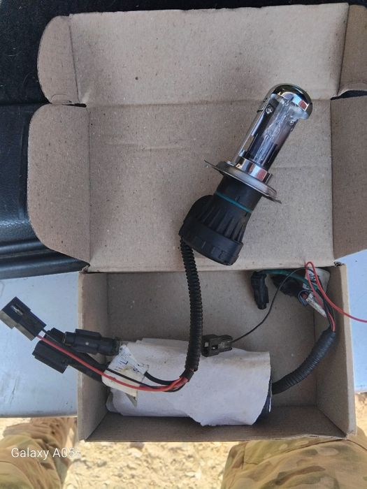 Лампи Н-4 біксенон