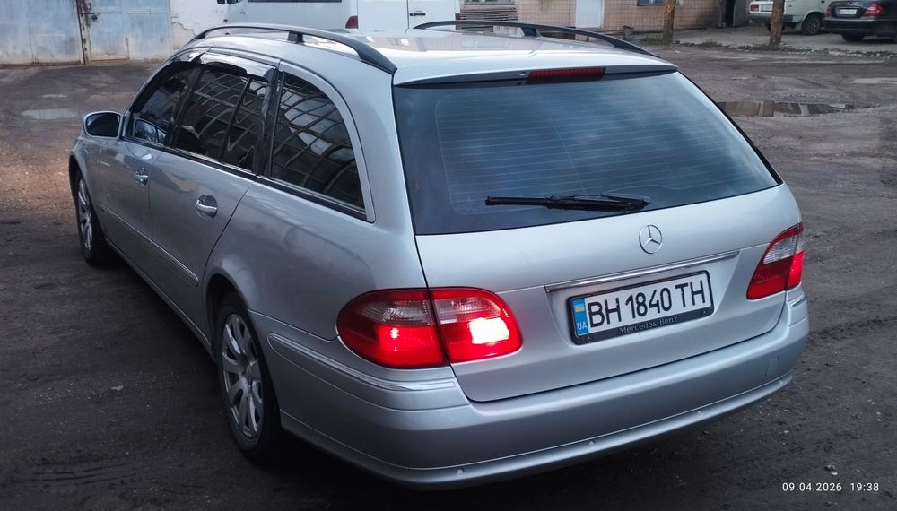 Продам Мерседес Е270