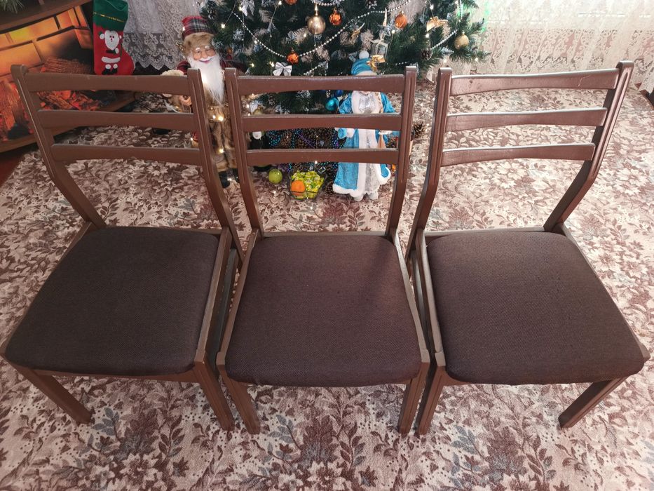 Стулья в гостиную 3 штуки