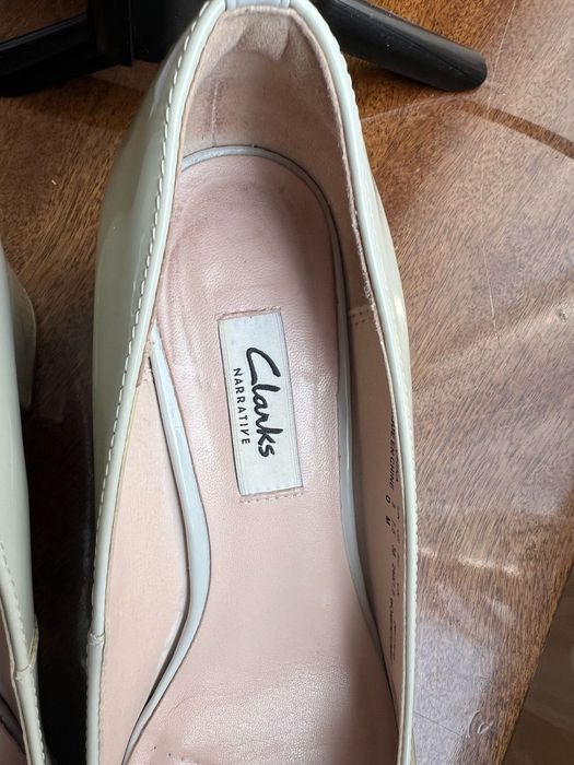 Продам туфли Clarks