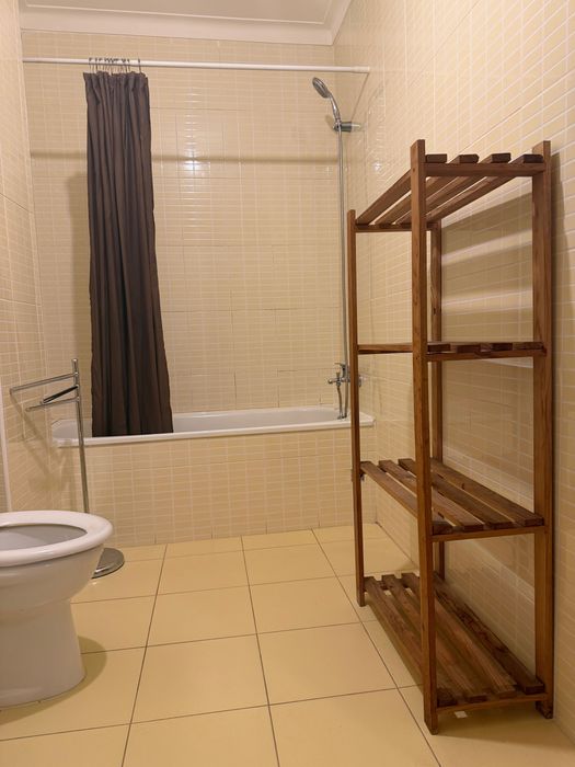 Apartamento T0 com varanda - rua da Saudade (Covilhã)