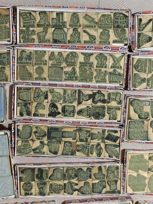 Carimbos Escolares AGATHA, lote