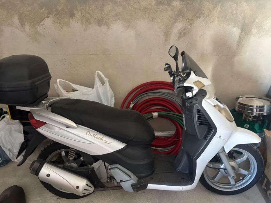 Mota Keeway Outlook 125 cc