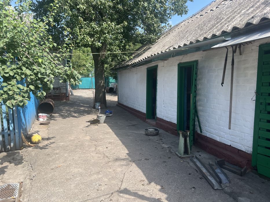 Продам  2 ЗАТИШНІ  будинки   -МОЖЛИВО СЕРТИФІКАТ-20 км від Кременчука)