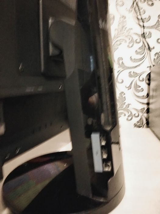 Монітор ,телевізор 24 та  монітор19