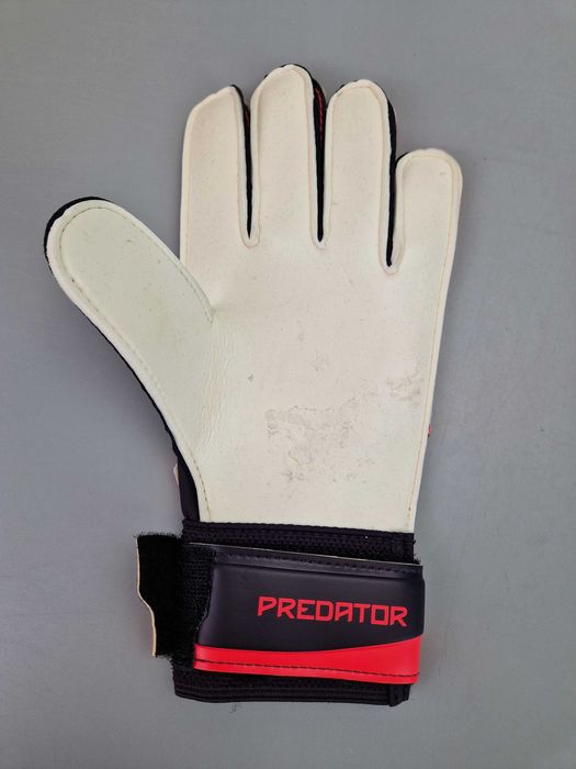 Rękawice Bramkarskie ADIDAS PREDATOR 8,5