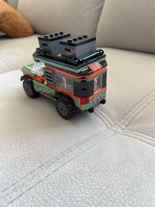 Позашляховик Lego