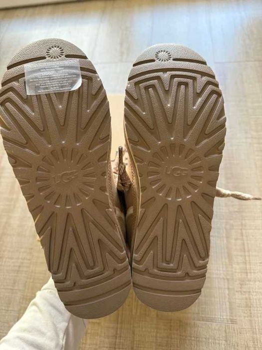 UGG Lowmel / R.36