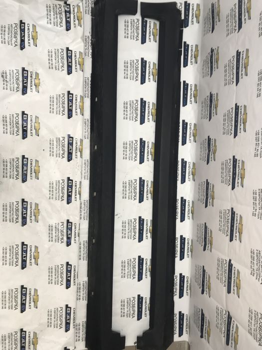 Накладки на пороги Chevrolet Bolt EUV