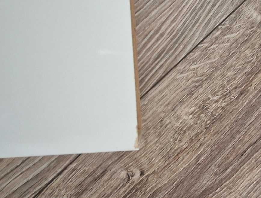 półka ścienna Ikea Lack 60cm x 26cm biała połysk