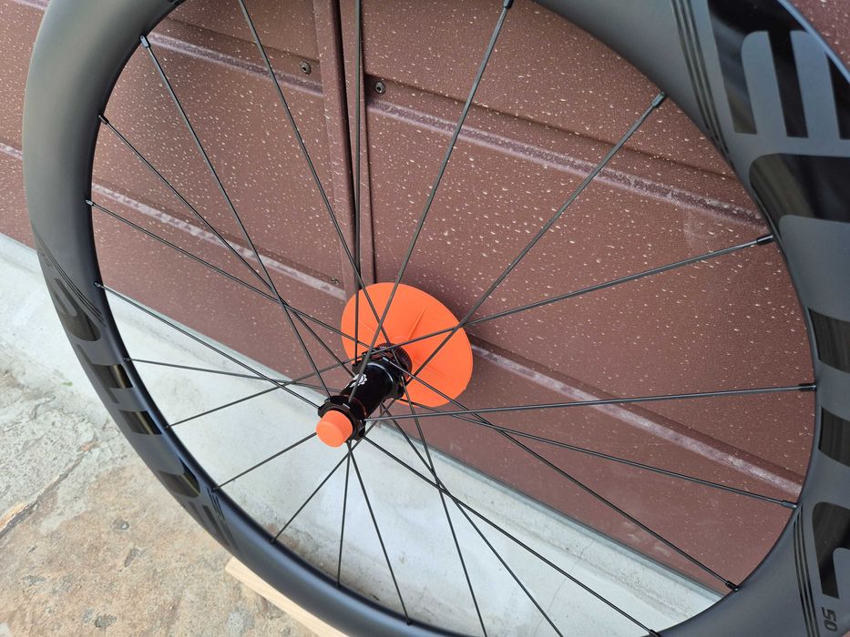 Elitewheels ENT 2.0 stożek 50, center lock, shimano.