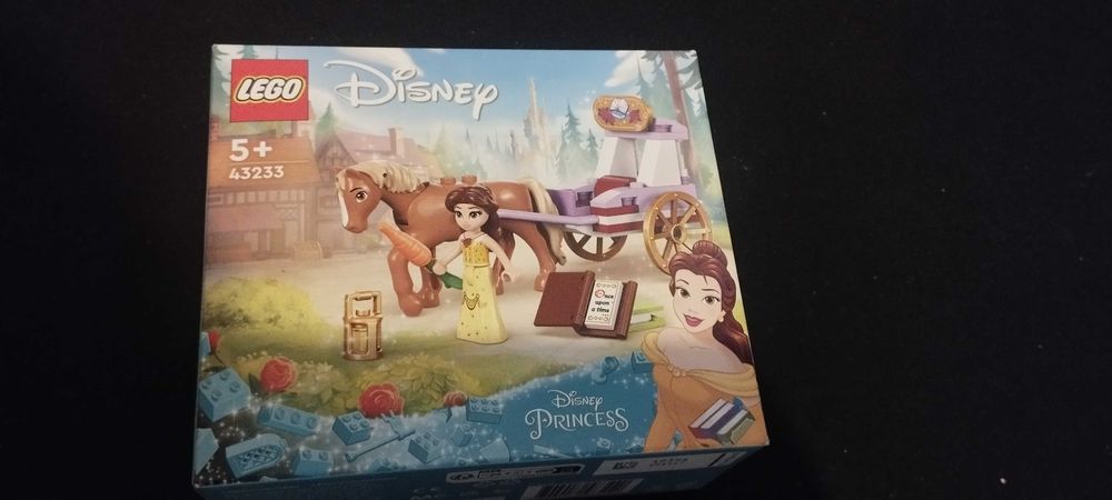 LEGO Disney 43233 Bryczka z opowieści Belli