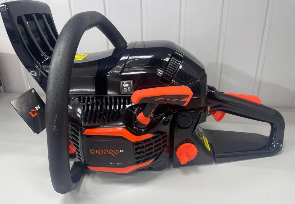 Бензопила Dnipro-M NSG-62H