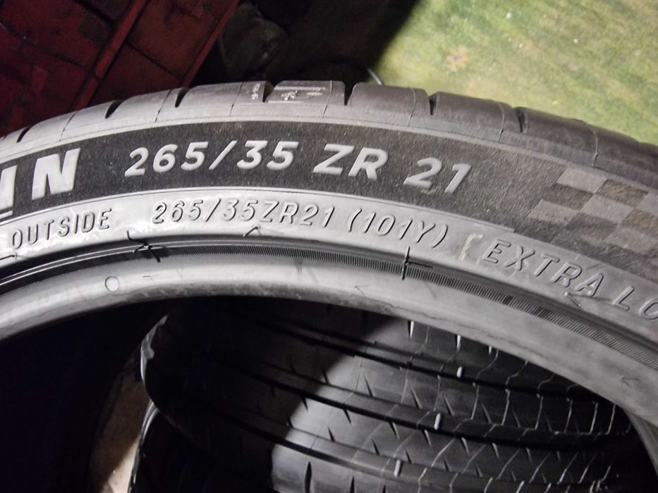 265/35/21  michelin pilot sport Nowe fabrycznie 100% 2szt. z 19r..