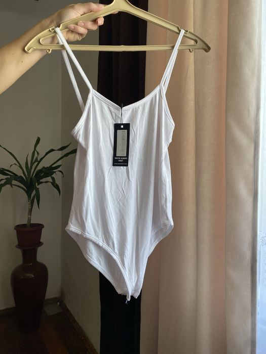 Боді жіночий , білий