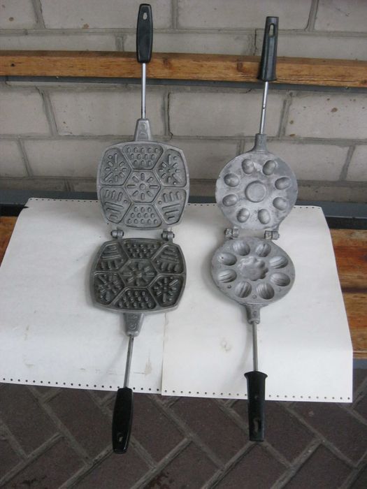 Продам форму для выпечки печенья Орешки