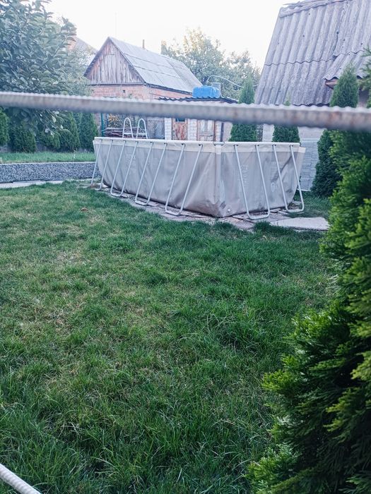 Басейн 4000/2000/1000 продам б/у