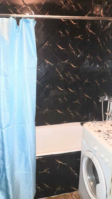 Подобово 2-х кімнатна квартира в центрі Ізюма