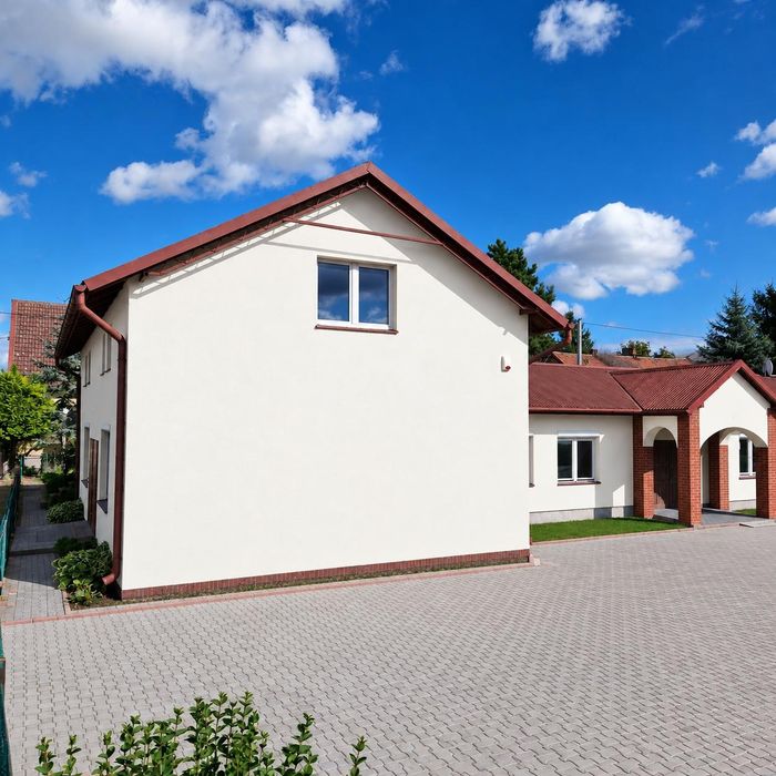Lokal usługowy 110m² w Różynach