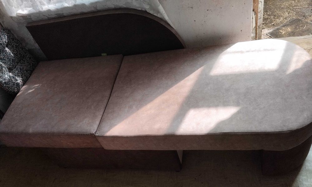 Розкладний диван б/у