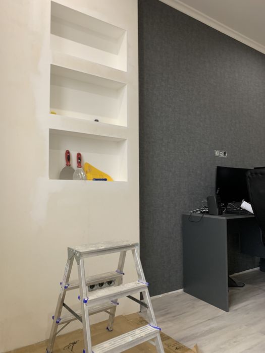 Маляр , поклейка обоев , покраска стен - Оздоблення, ремонт Одеса на Olx