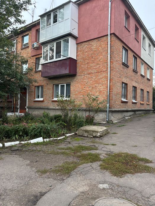 Продам квартиру район Богдана Хмельницького