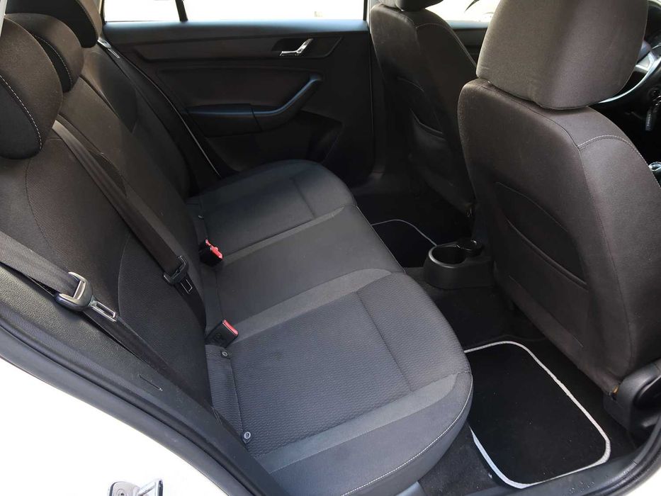 Skoda Rapid Spaceback 1.2 TSI, nacional, de 2015