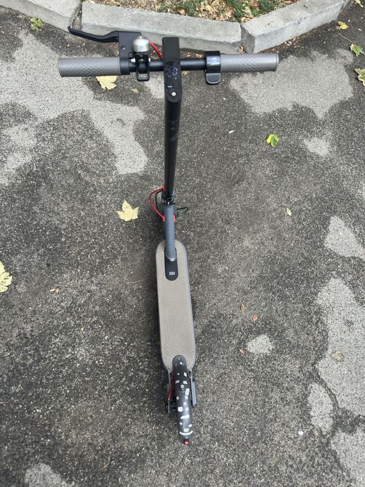 Продам Xiaomi M365 Pro