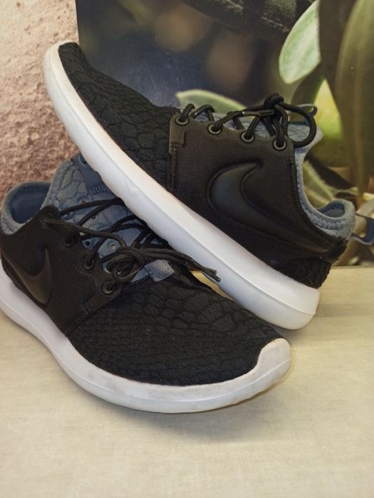 Adidasy NIKE Roshe Two SE rozm.36,5 wkładka 24cm