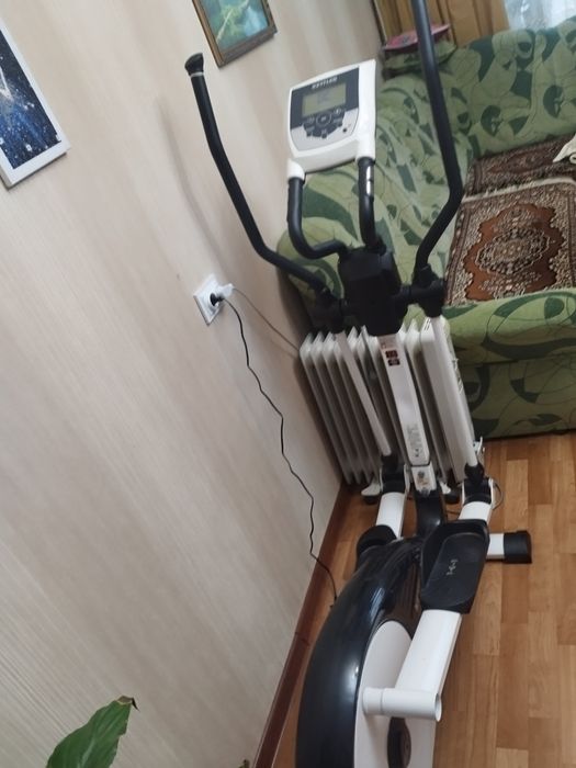 Продам орбитрек KETTLER