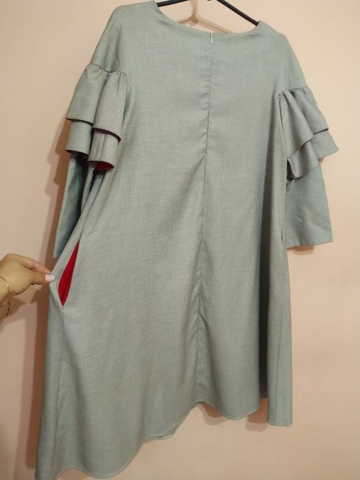 Красиве плаття великого розміру, ідеальне для вагітних