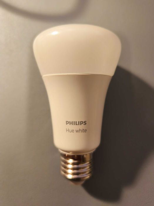 Lâmpadas Inteligentes Philips HUE E27 9W 60mA - 806 Lúmen - 2700K