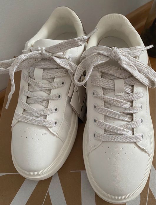 Buty sneakersy białe Zara