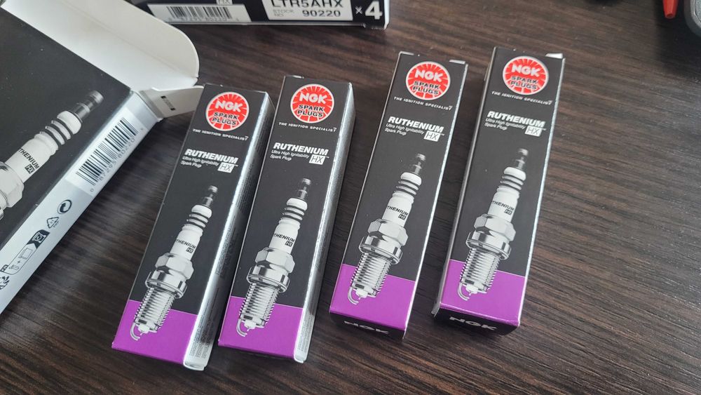 Рутенієві свічки NGK LTR5AHX 90220 Ruthenium HX USA