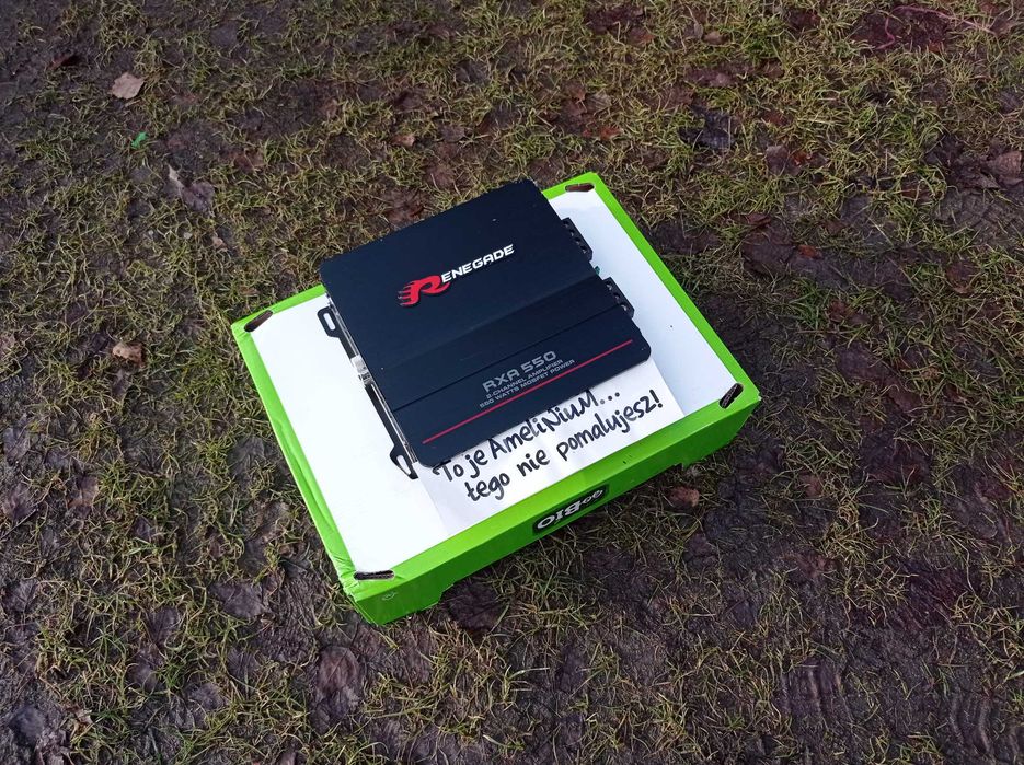 Subwoofer Tuba Skrzynia Basowa Wzmacniacz RENEGADE Moc 300RMS