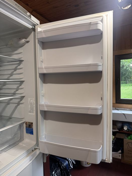 Холодильник INDESIT