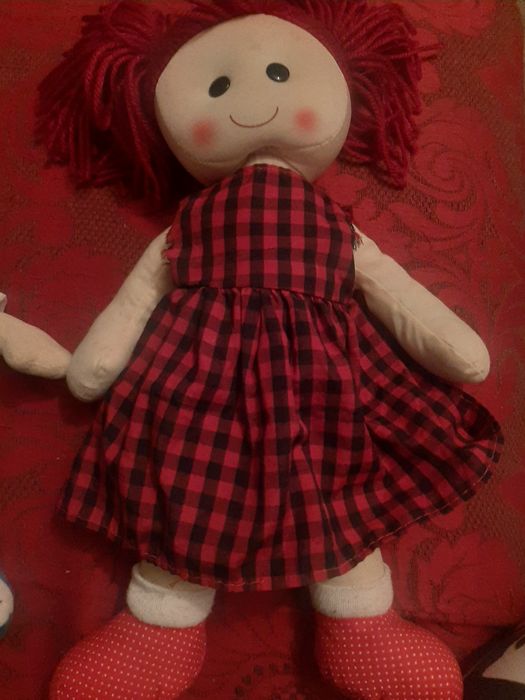 Дитячі іграшки на вибір.