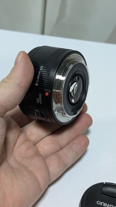 Об'єктив Yongnuo 35mm f/2 Canon
Об'єктив Yongnuo 35mm f/2 Canon